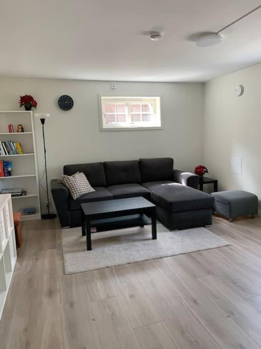 Moderne Og Fullt Utstyrt 3-rom Hageleilighet Sentrum Naer Appartement *