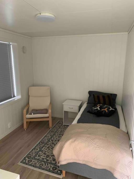 Lägenhet Moderne Og Fullt Utstyrt 3-rom Hageleilighet Sentrum Naer Bergen
