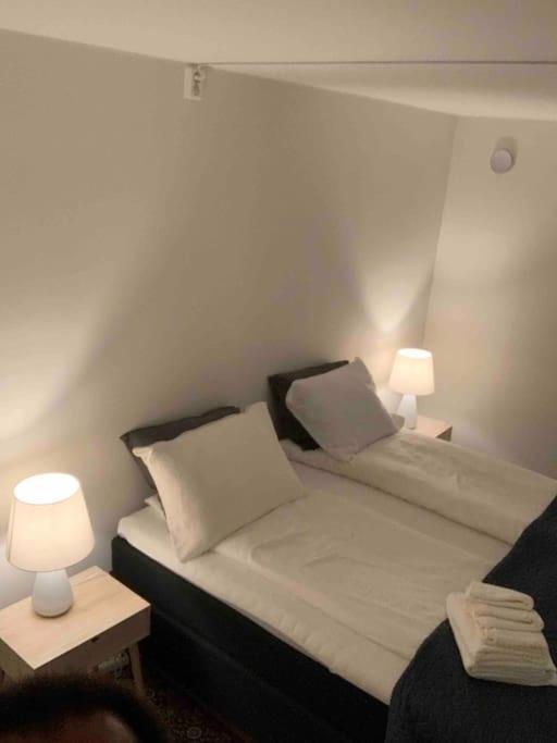 Appartement Moderne Og Fullt Utstyrt 3-rom Hageleilighet Sentrum Naer *